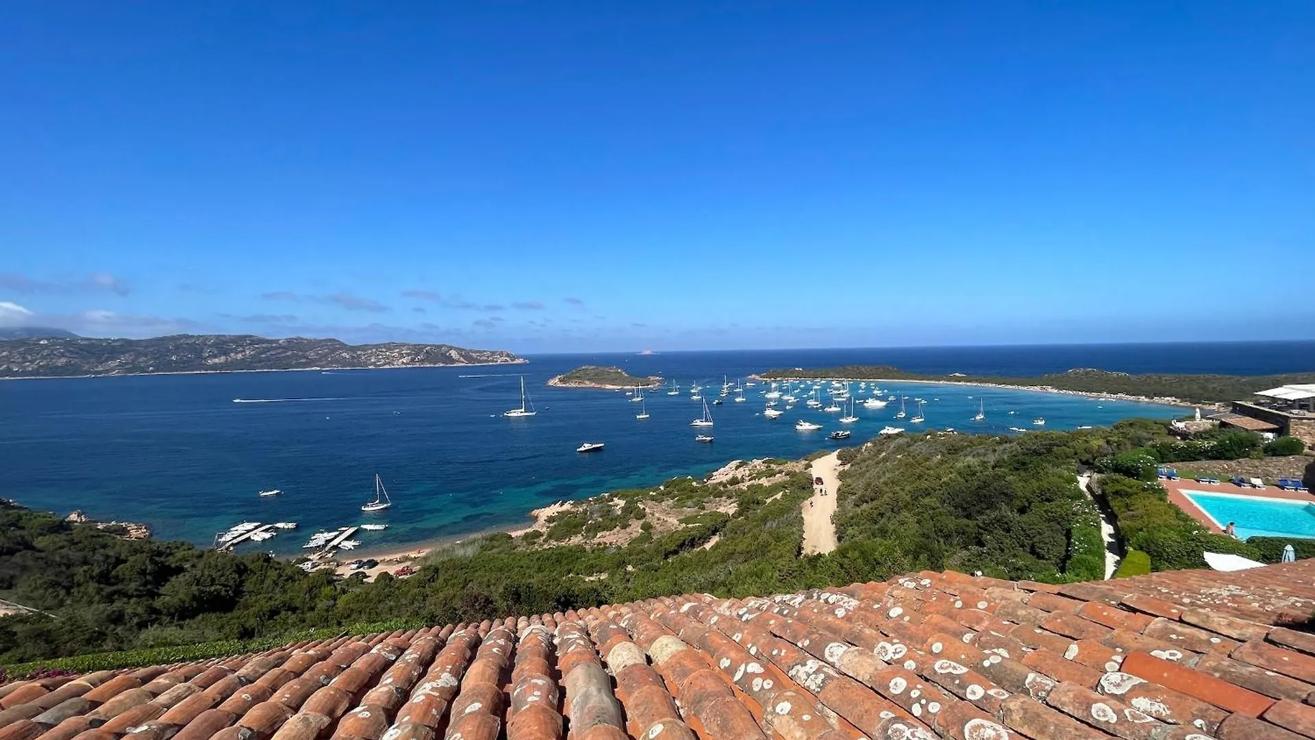 Apartament Strepitoso 4 Camere Da Letto E Terrazza Vista Mare Capo Coda Cavallo